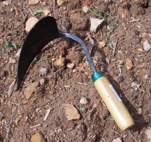 EZ Digger Hand Plow Korean style HoMi Multipurpose Gardening Hoe tool Wide Blade 