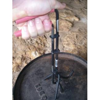 Cast Iron Dutch Oven Lid Lifter