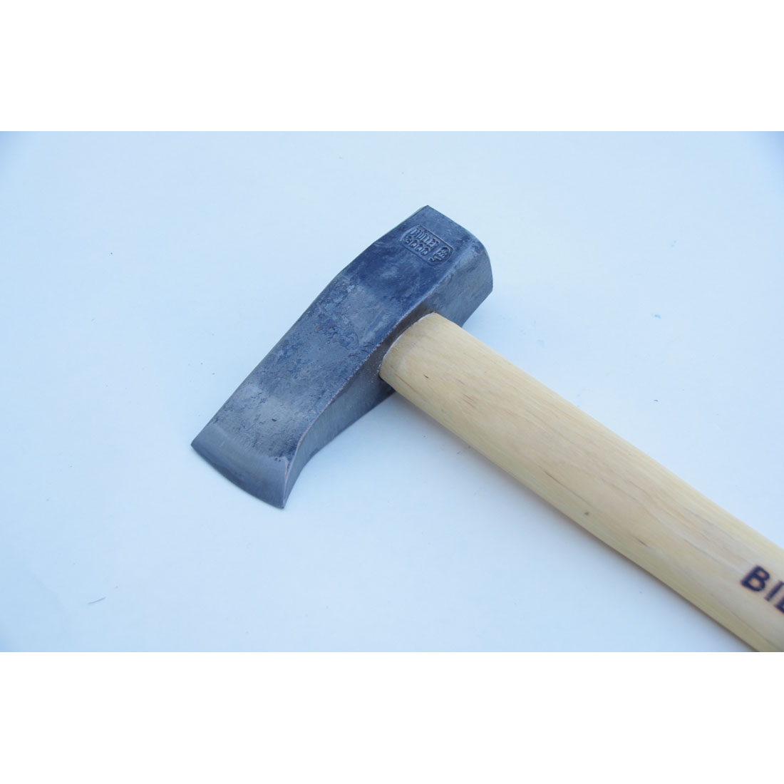 Muller Hand Forged Biber Classic 6-1/2 Pound Splitting Maul - Wisemen  Trading and Supply